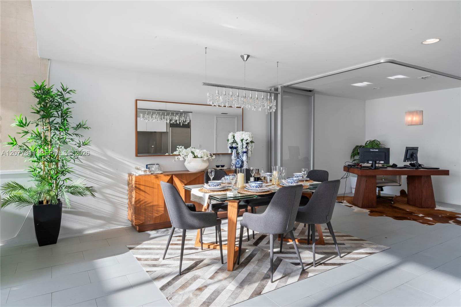 1040 Biscayne Boulevard 3203 Property Photo 5