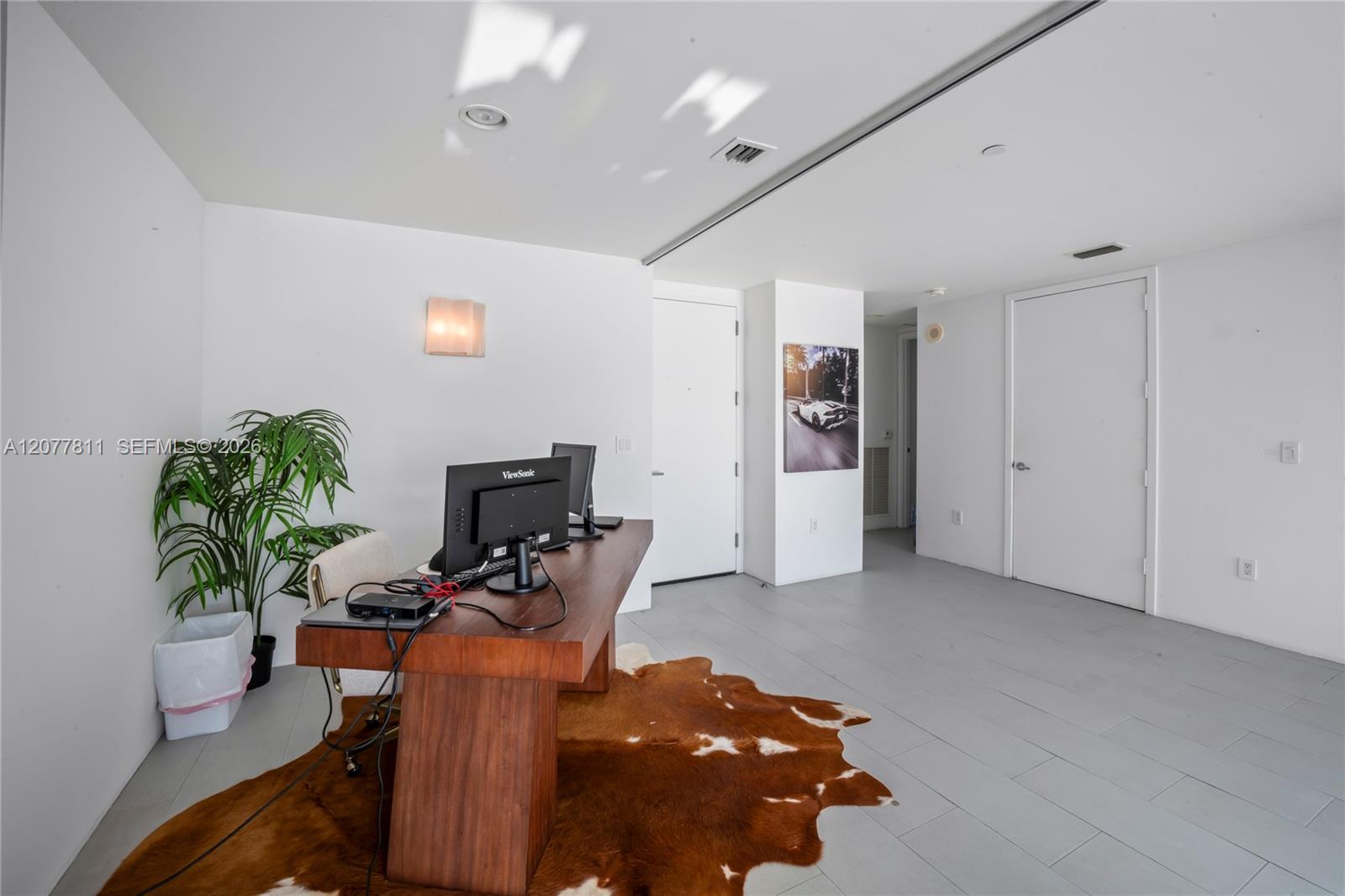 1040 Biscayne Boulevard 3203 Property Photo 6