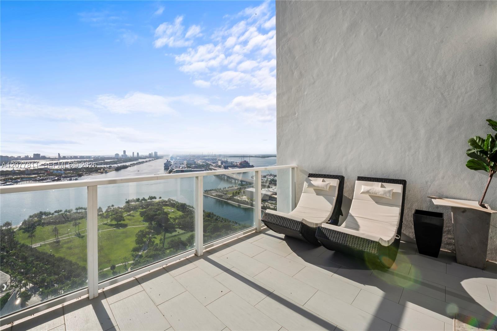 1040 Biscayne Boulevard 3203 Property Photo 14