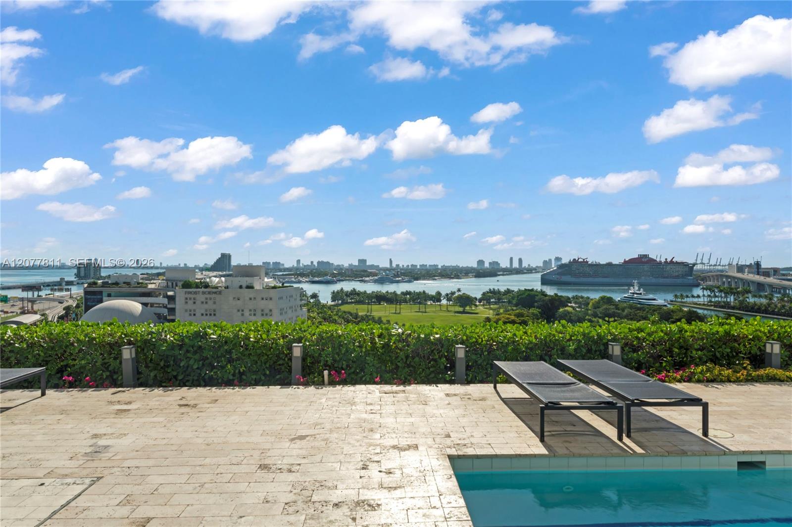1040 Biscayne Boulevard 3203 Property Photo 33