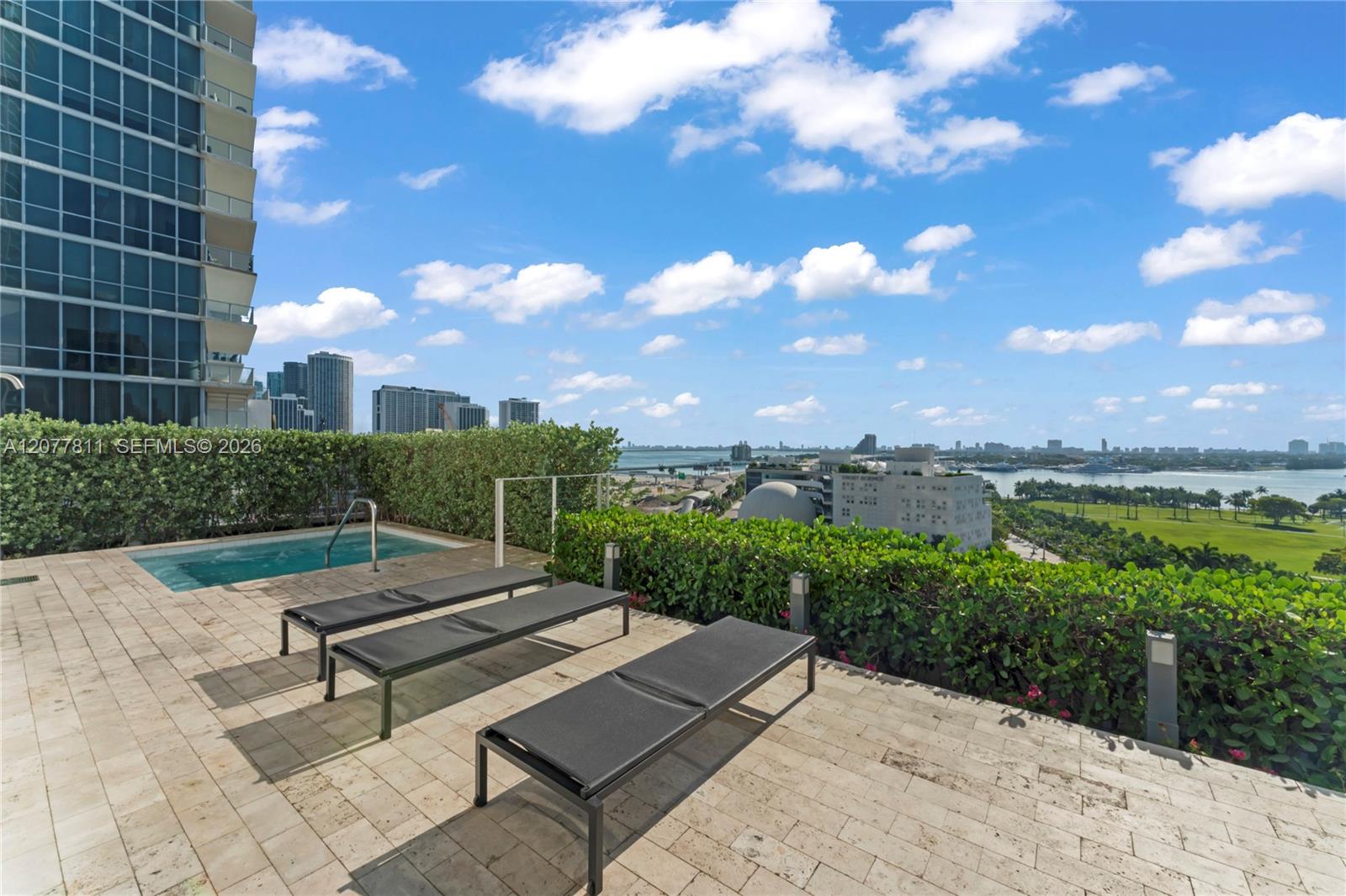 1040 Biscayne Boulevard 3203 Property Photo 37