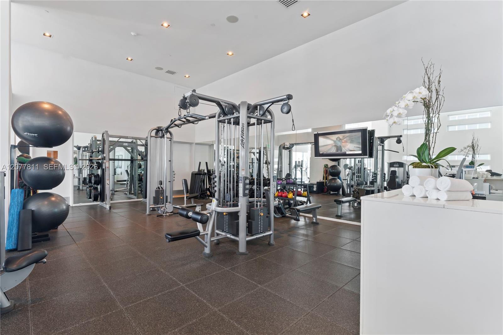 1040 Biscayne Boulevard 3203 Property Photo 42