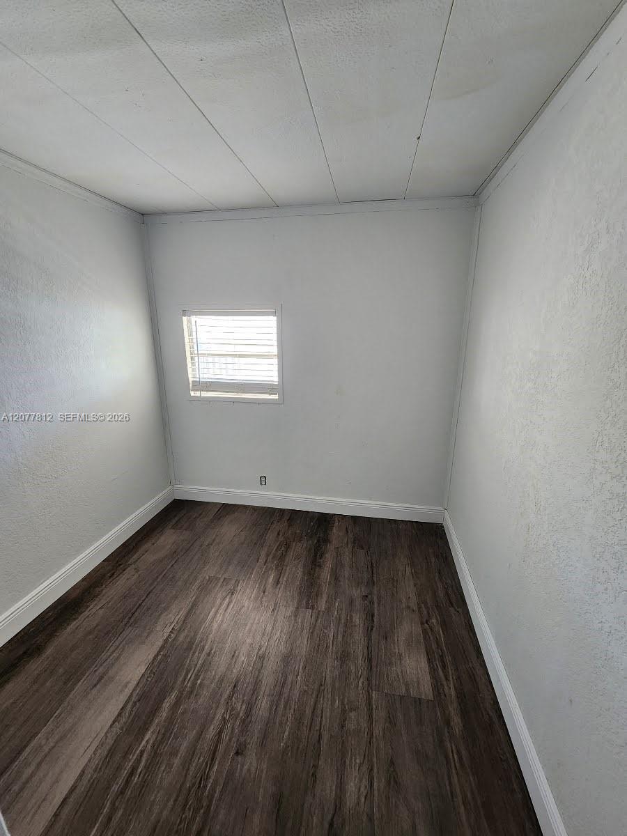 4222 Hibiscus Circle House Property Photo 16