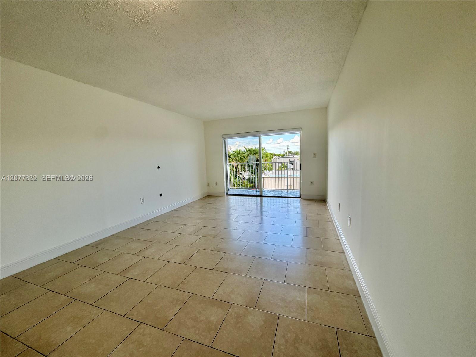 4920 Nw 79th Avenue 313 Property Photo 8