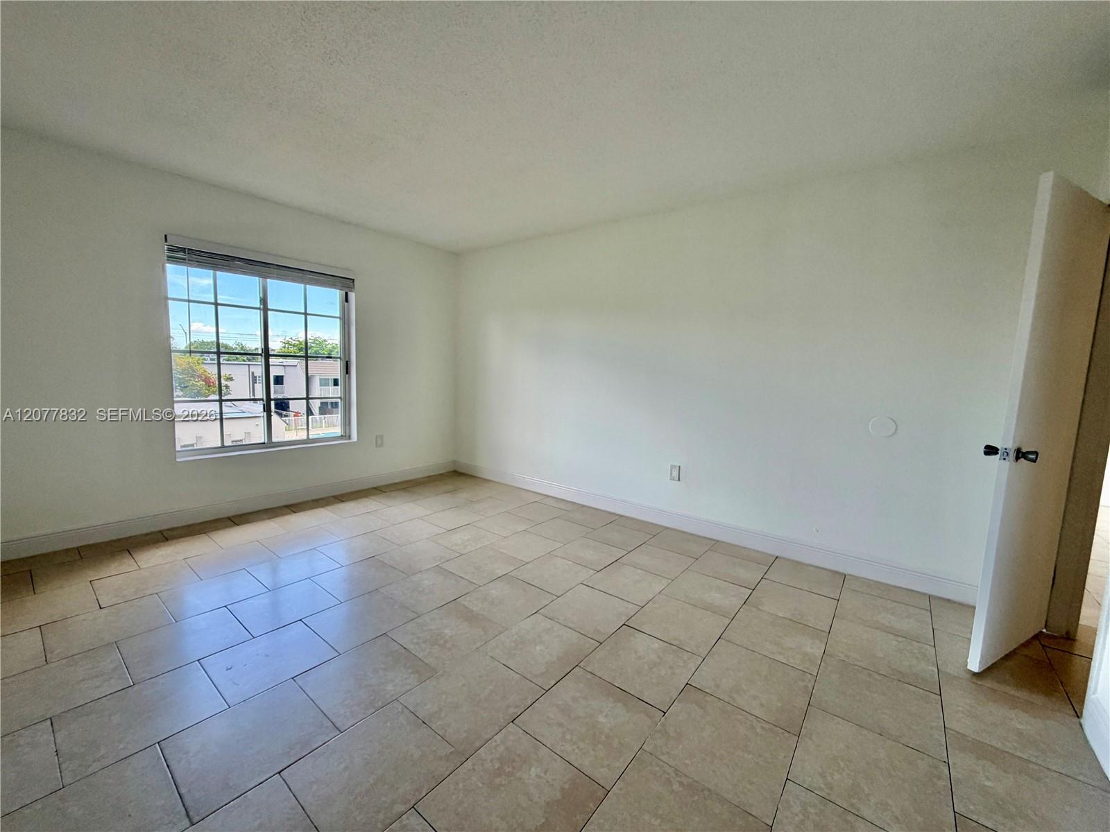 4920 Nw 79th Avenue 313 Property Photo 16