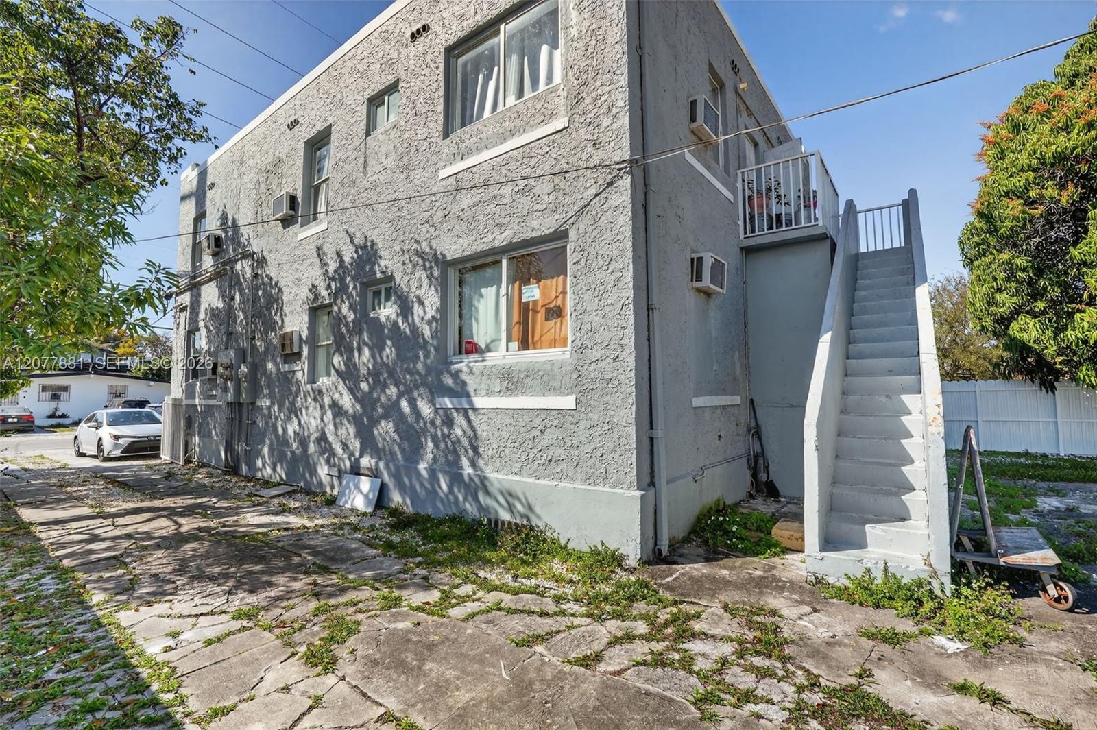 A12077881 Property Photo 15