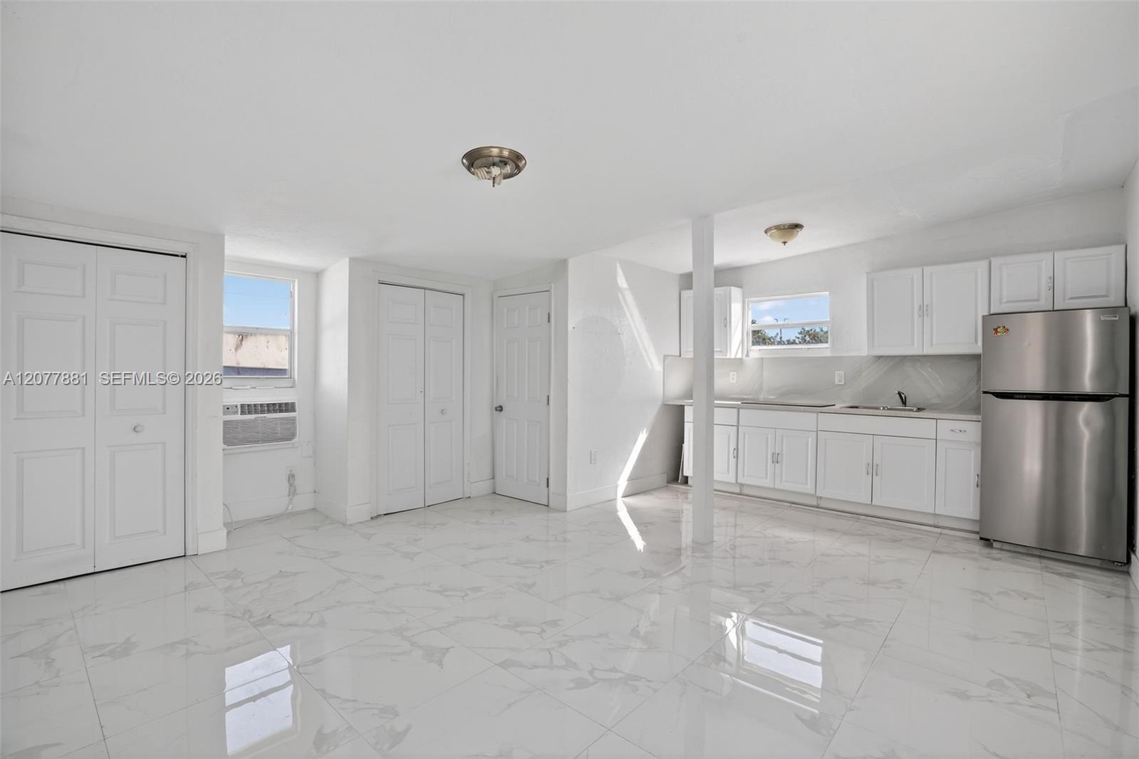 A12077881 Property Photo 27