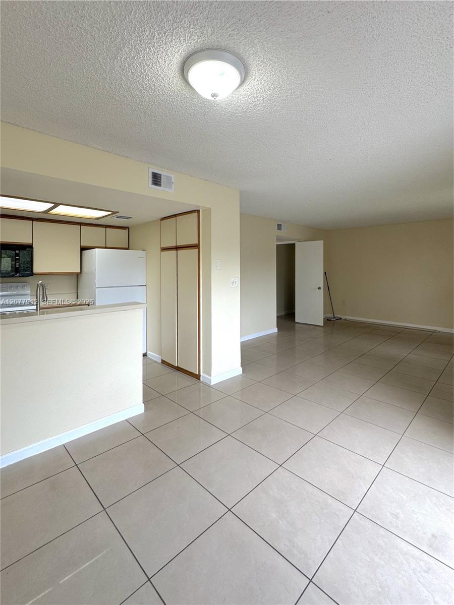 3287 Coral Lake Drive 3287 Property Photo 9