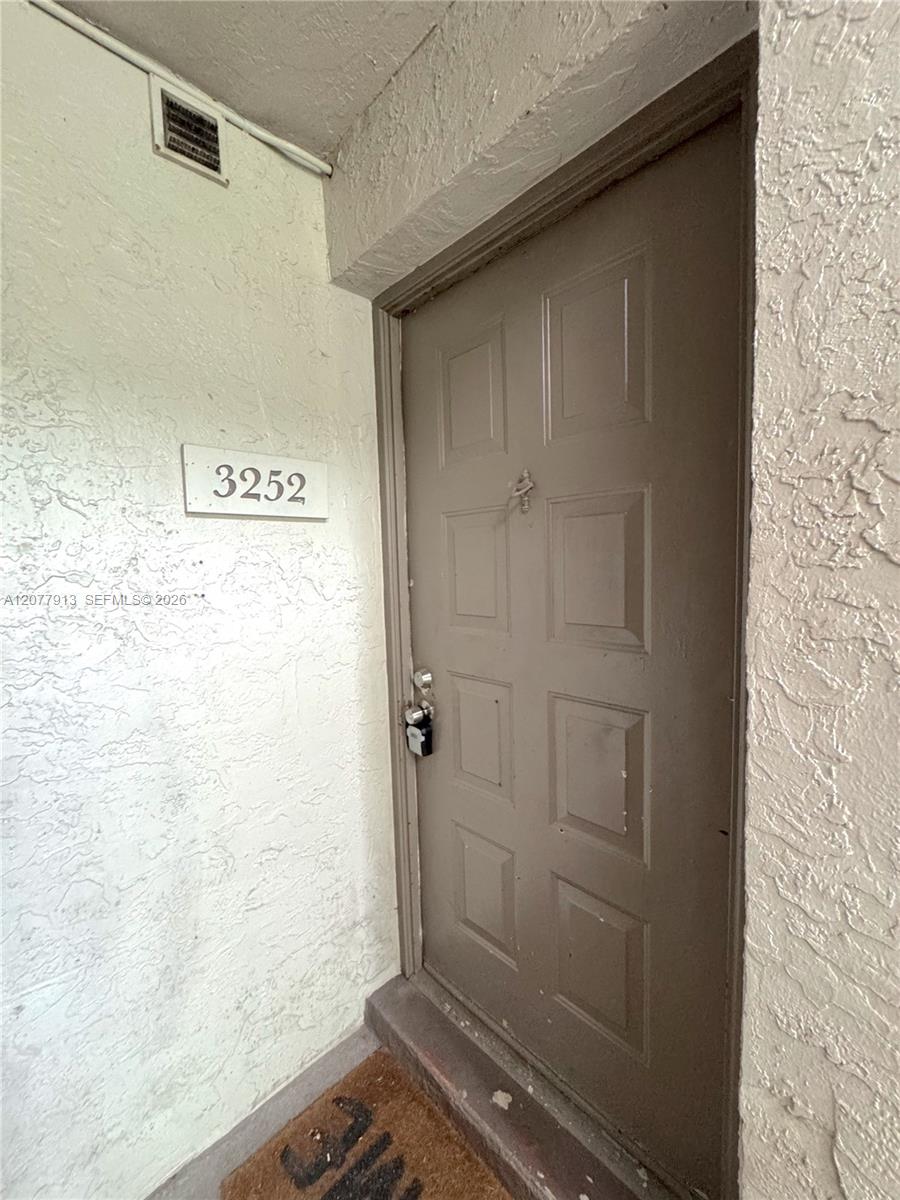 3252 Coral Lake Lane 3252 Property Photo 2
