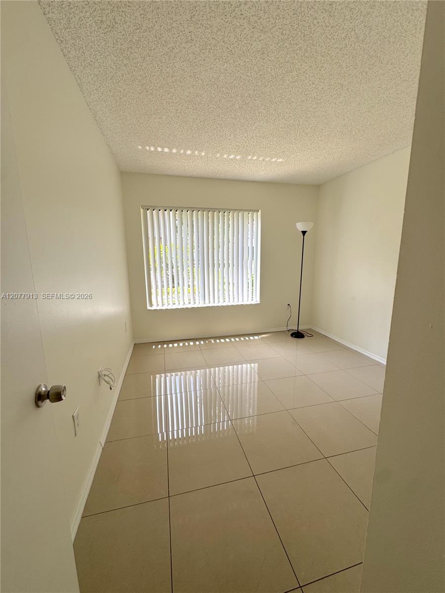 3252 Coral Lake Lane 3252 Property Photo 5