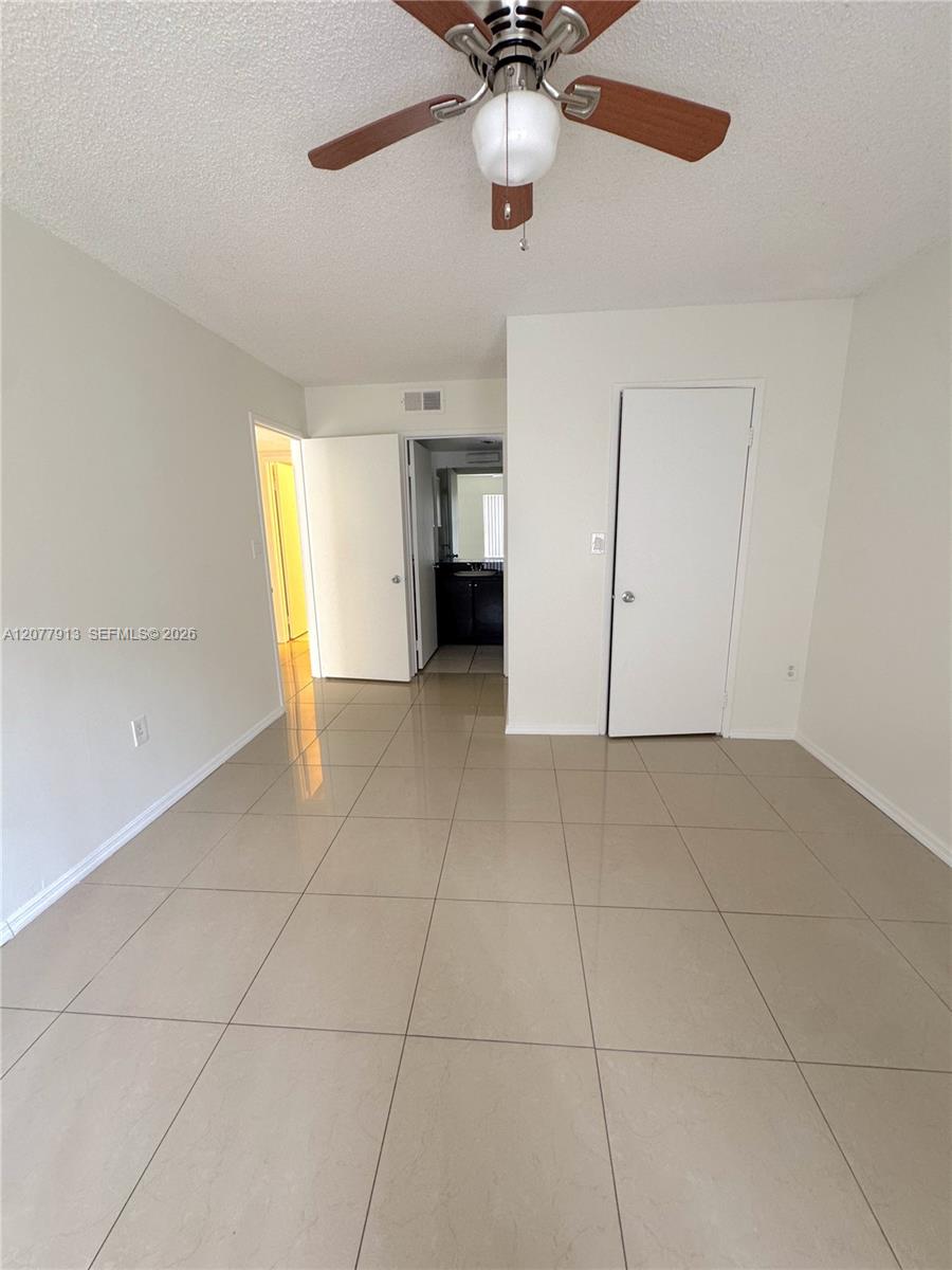 3252 Coral Lake Lane 3252 Property Photo 8