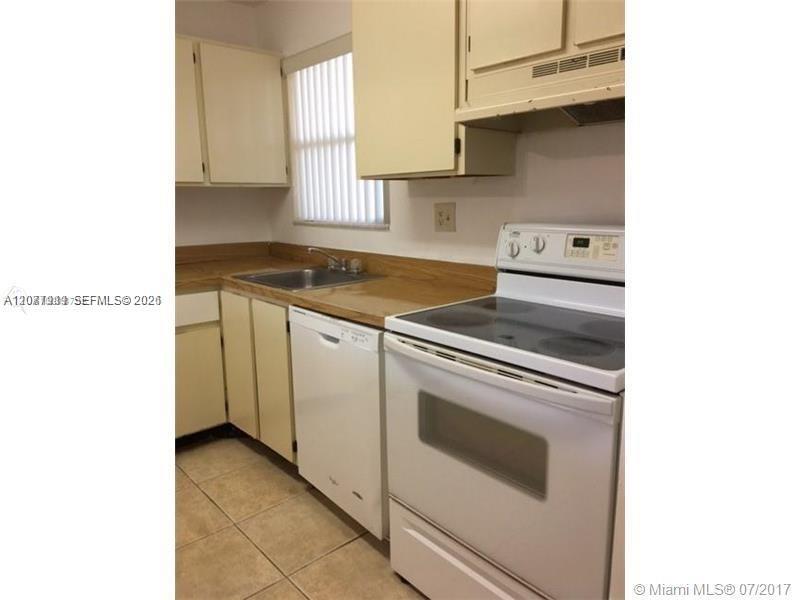 6720 Nova Drive 101-8 Property Photo 4