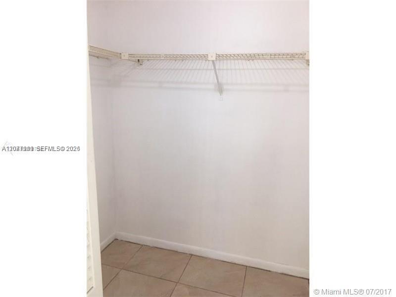 6720 Nova Drive 101-8 Property Photo 7
