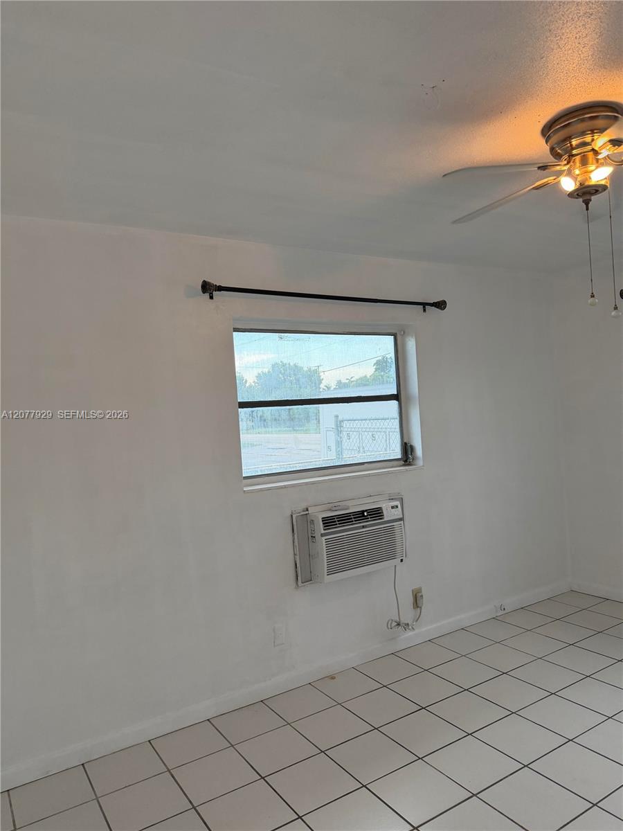 7811 Johnson Street 1e Property Photo 2