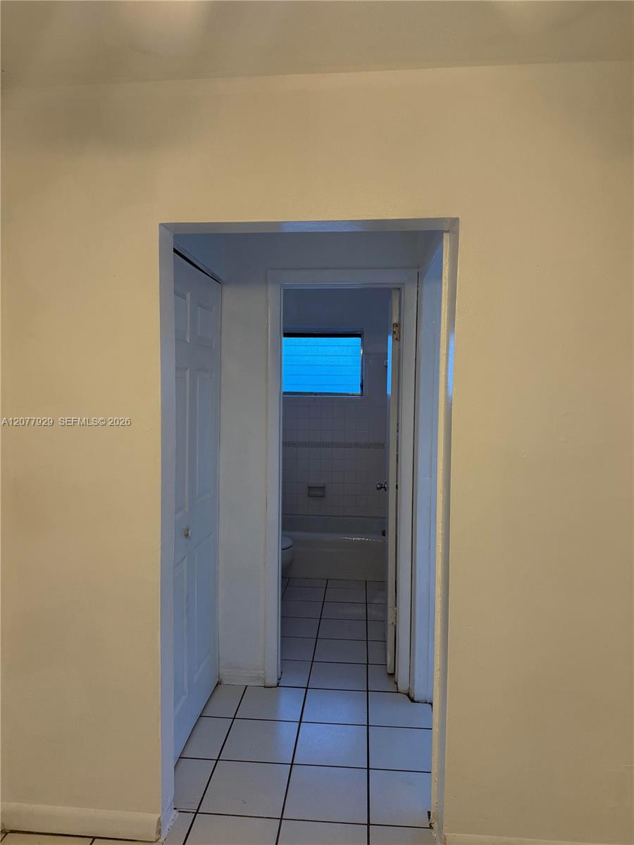 7811 Johnson Street 1e Property Photo 4