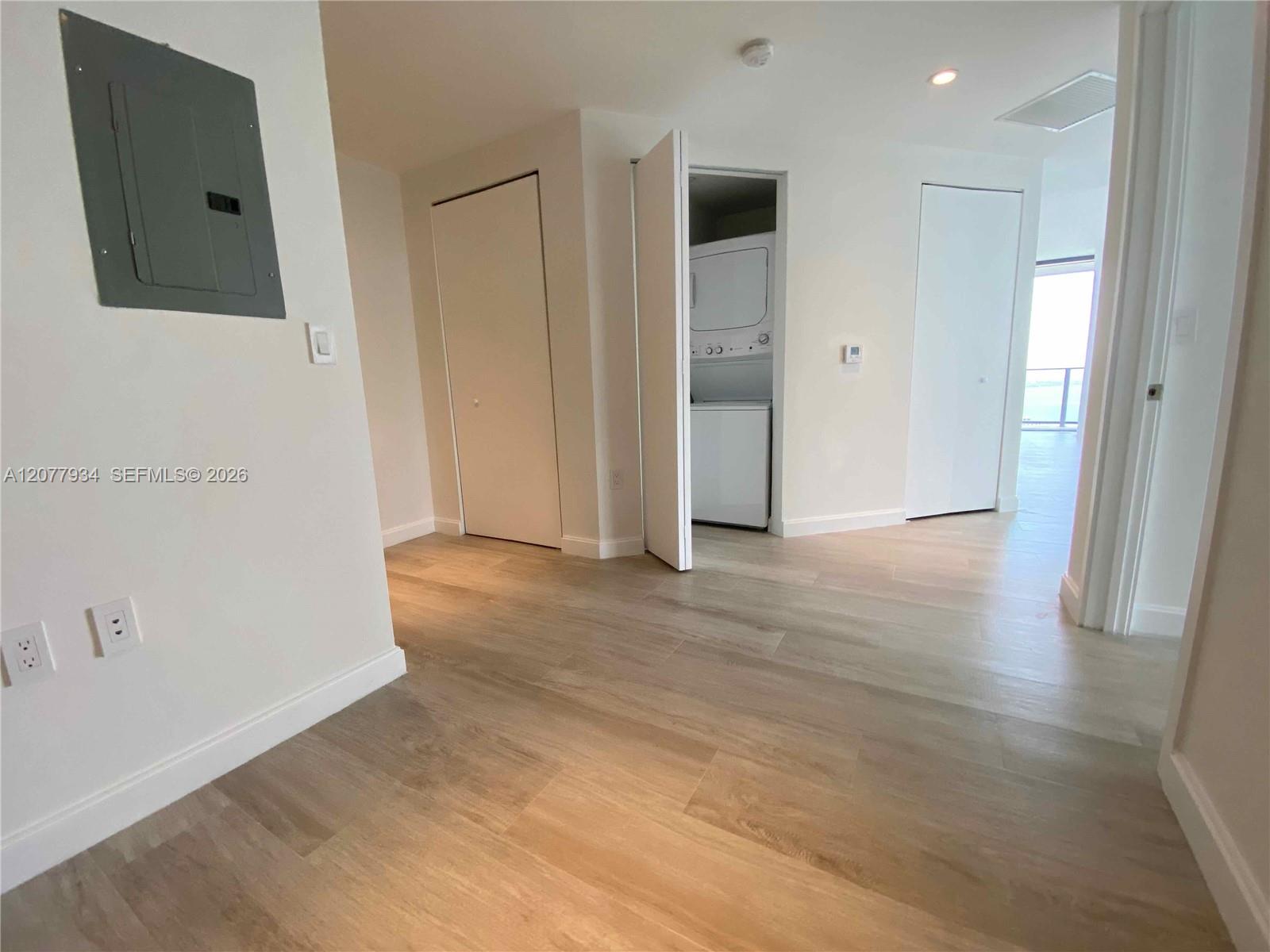 45 Sw 9th Street 3703 Property Photo 16