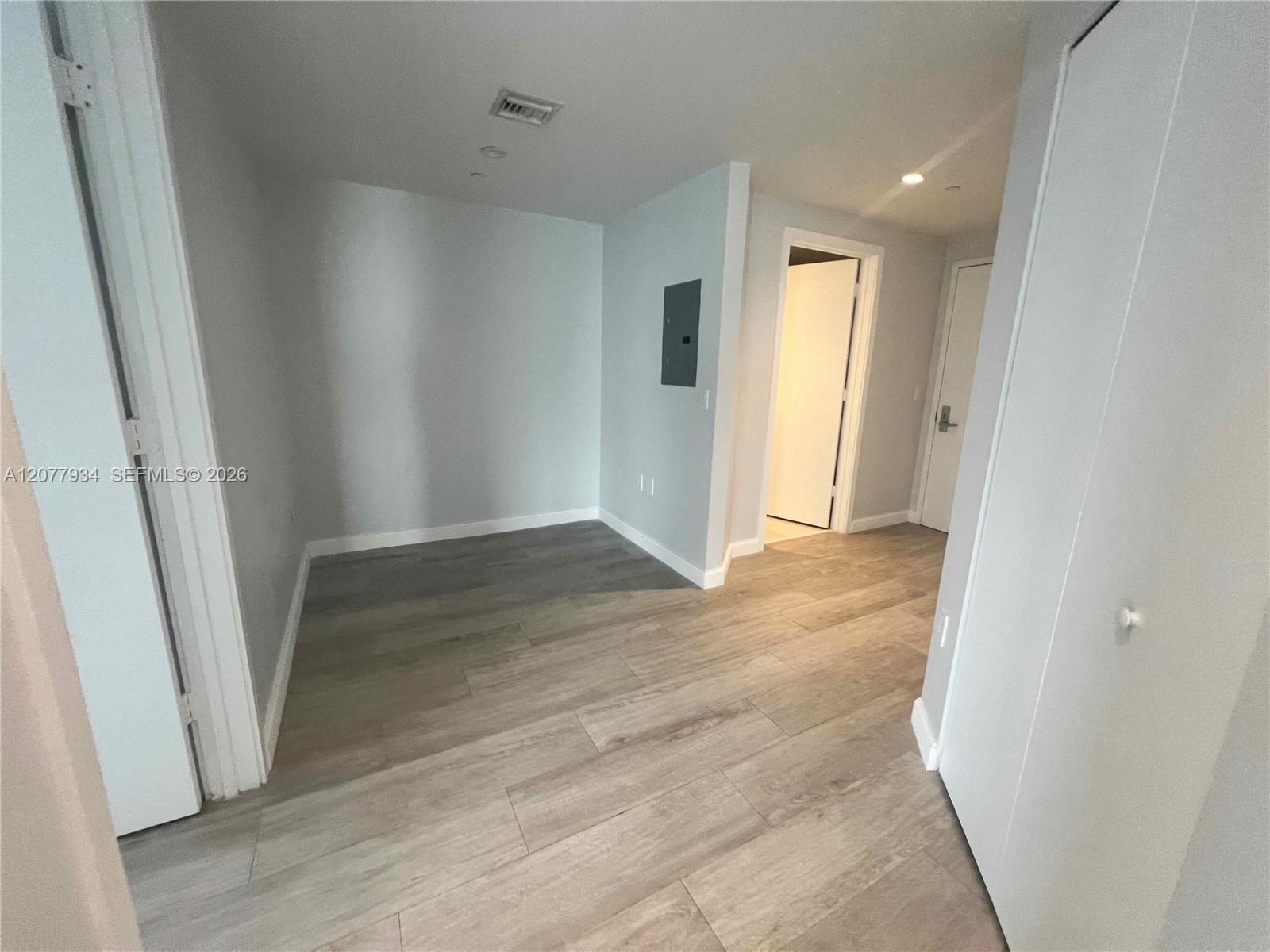 45 Sw 9th Street 3703 Property Photo 18