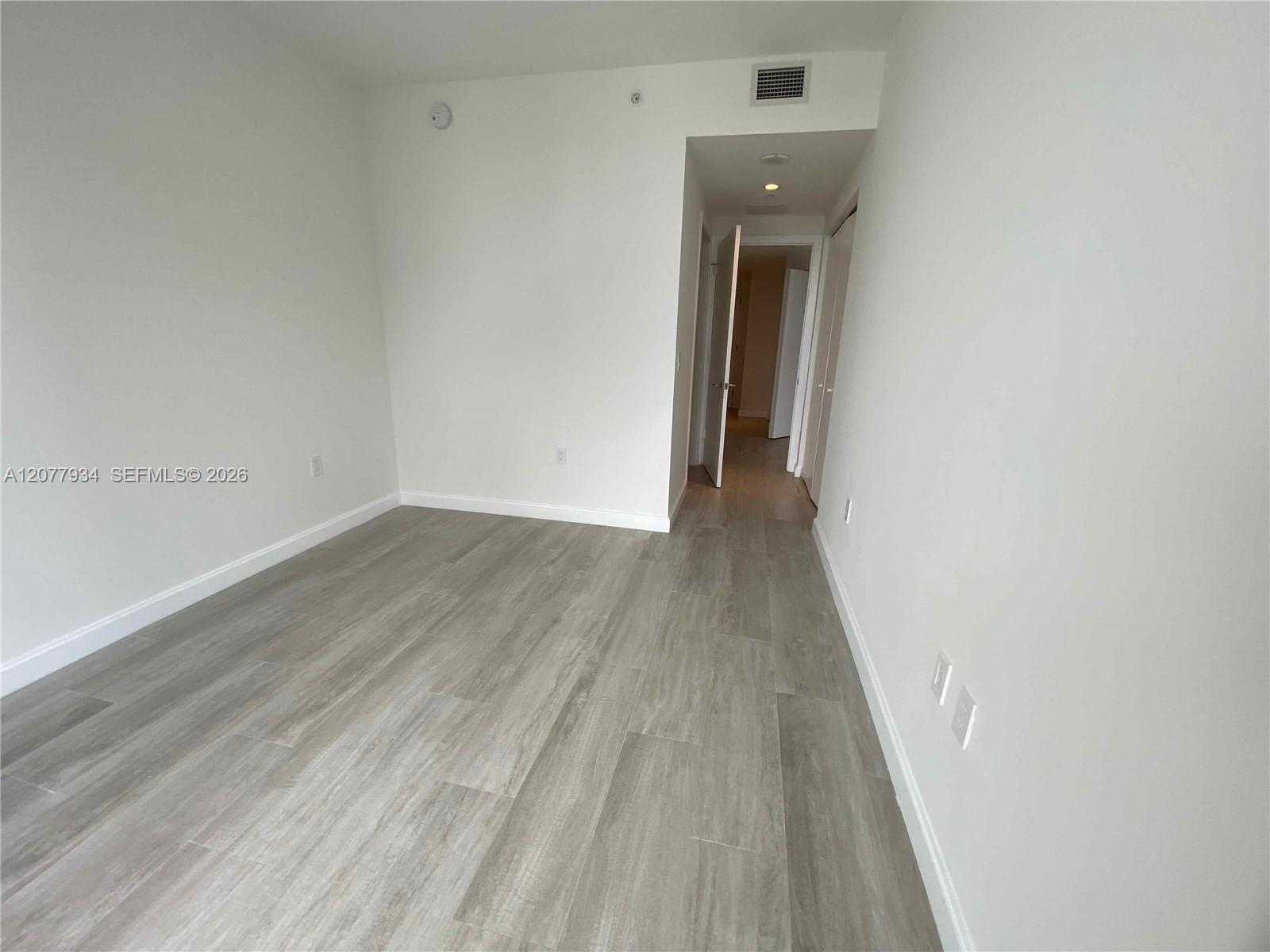 45 Sw 9th Street 3703 Property Photo 31