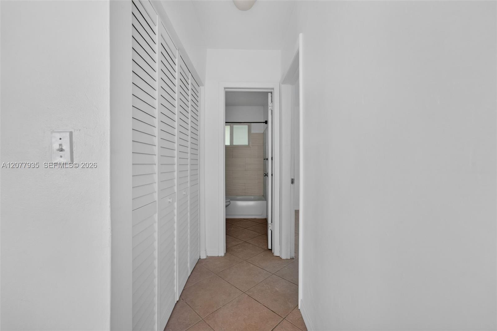 2209 Washington Street 2 Property Photo 16