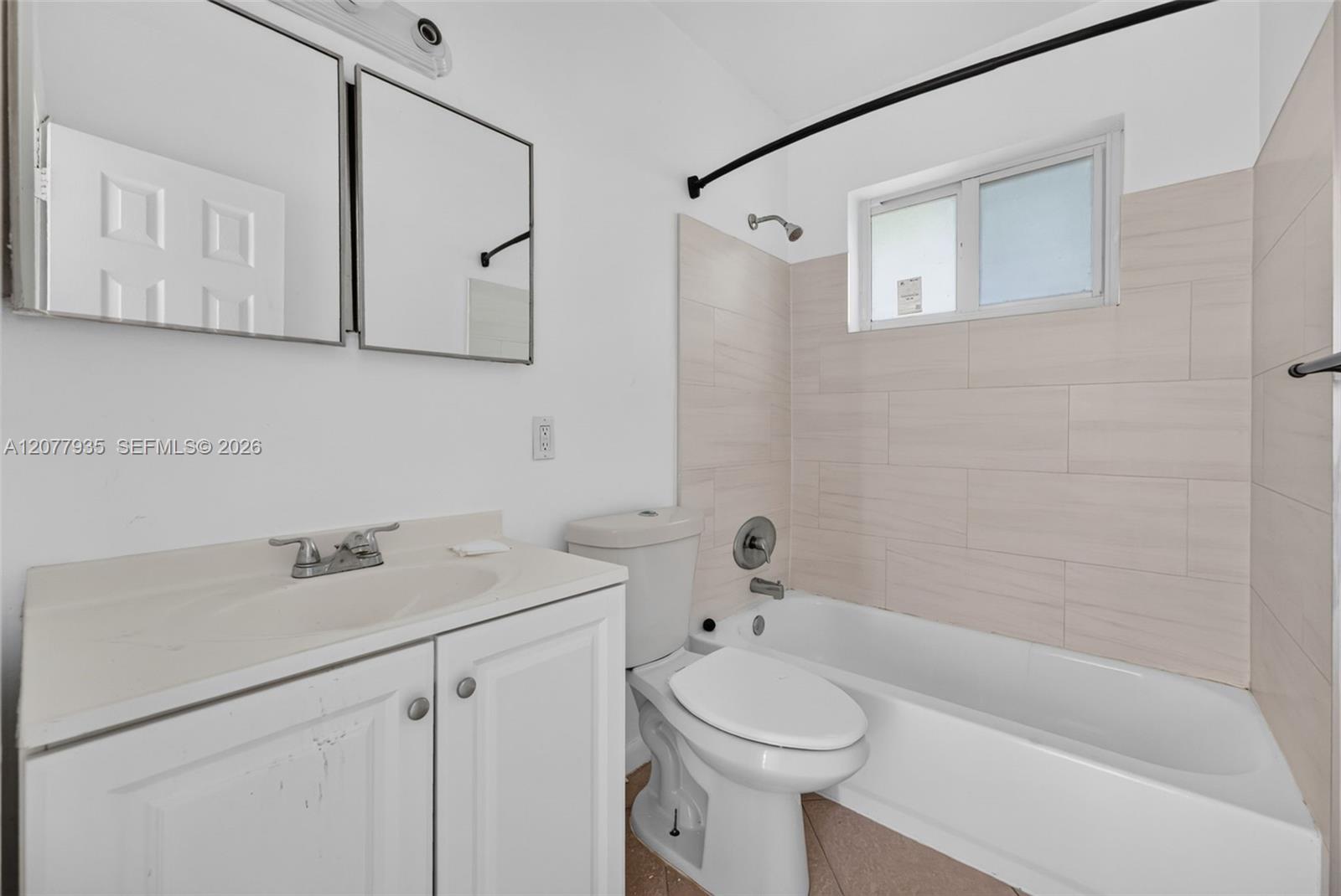 2209 Washington Street 2 Property Photo 17