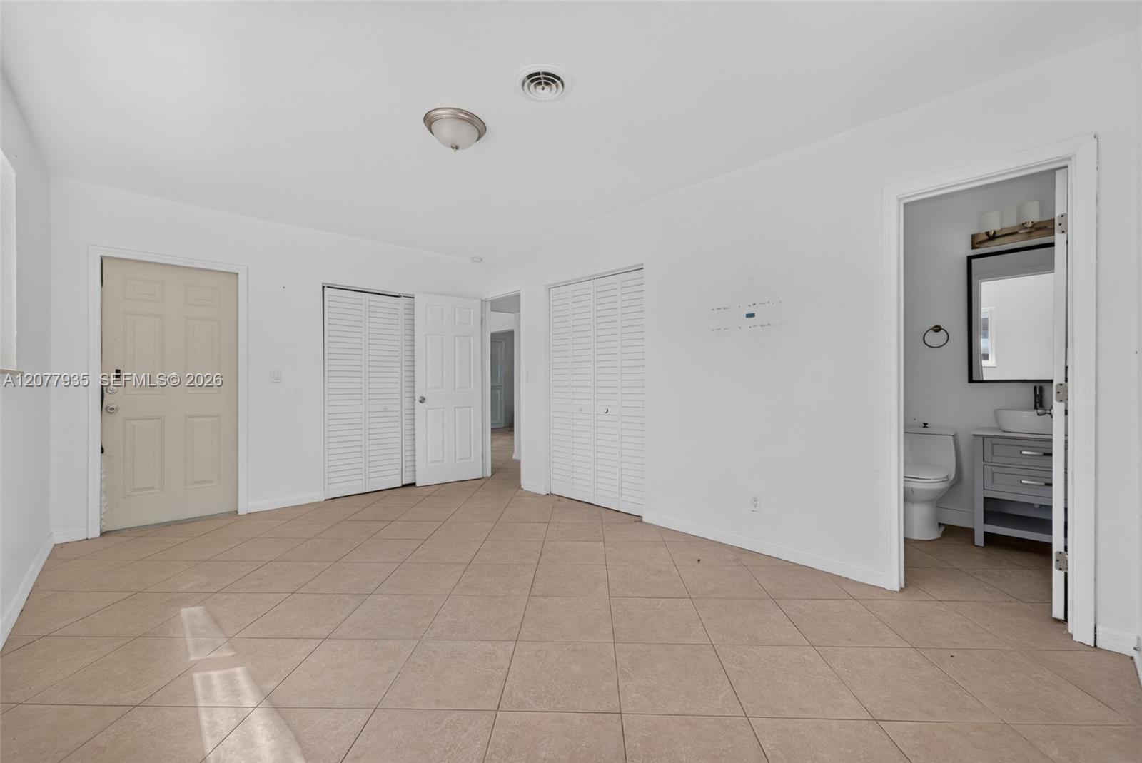 2209 Washington Street 2 Property Photo 22