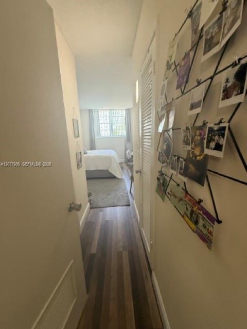 19390 Collins Avenue 510 Property Photo 12