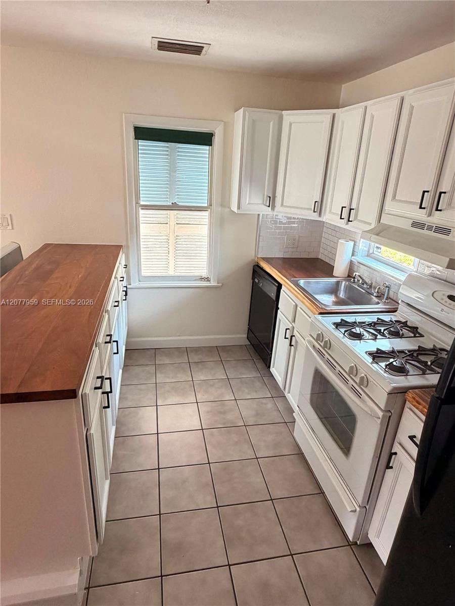 1837 Buchanan Street Property Photo 2