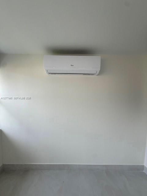 1721 Ne 48th Court Property Photo 12