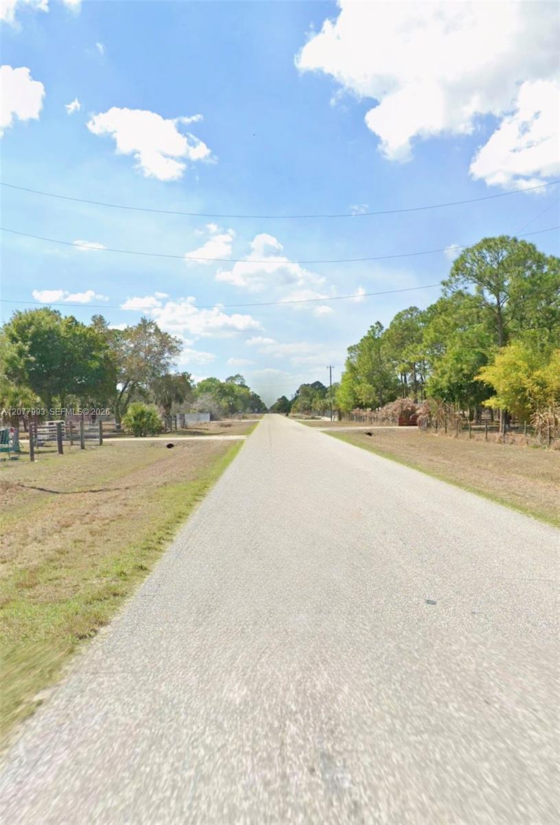 536 Hunting Club Avenue Property Photo 4