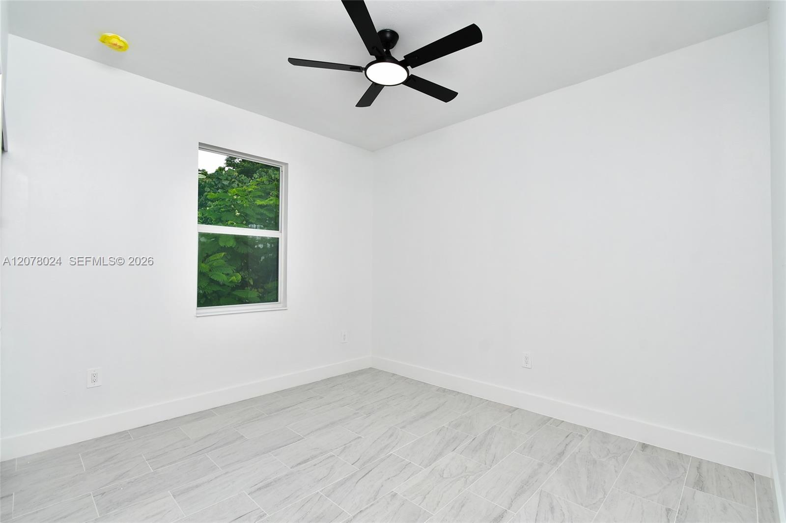 2323 Unity Avenue Property Photo 24