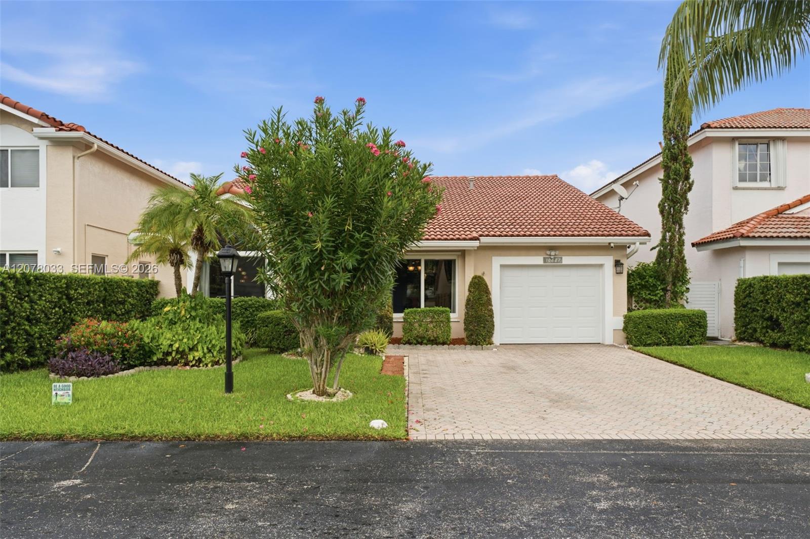 10887 SW 152nd Place Property Photo 1