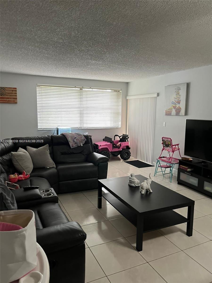 10135 NW 9th St Circle 5-208 Property Photo 1