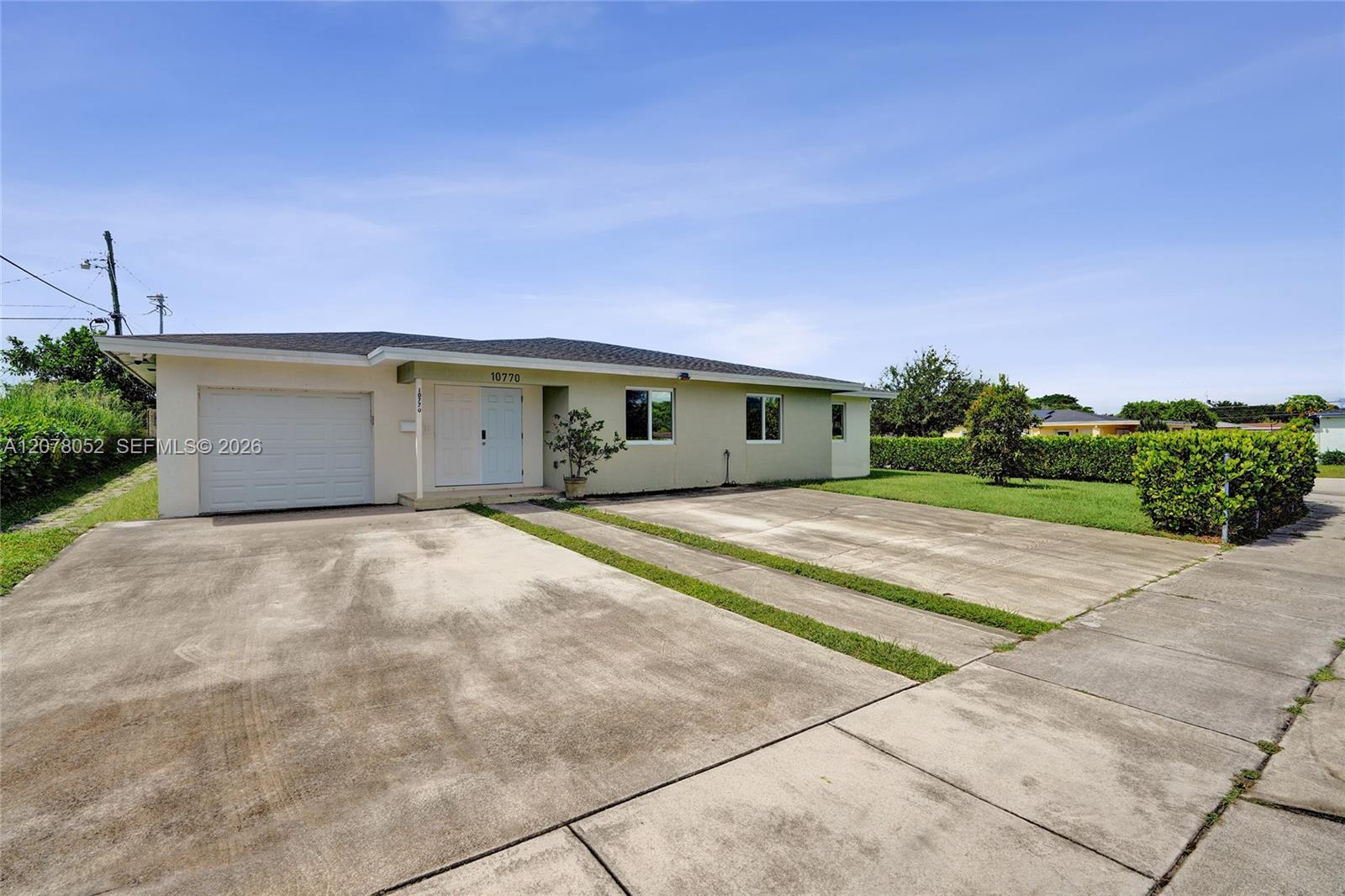 10770 Sw 149th Street Property Photo 1