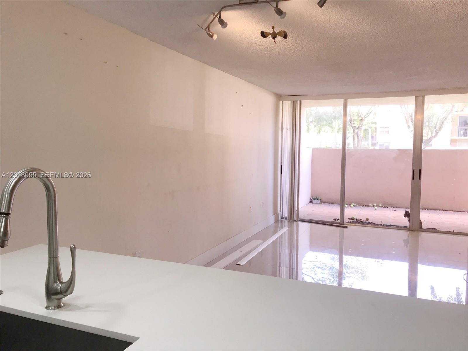 10625 Sw 112th Avenue 106 Property Photo 4