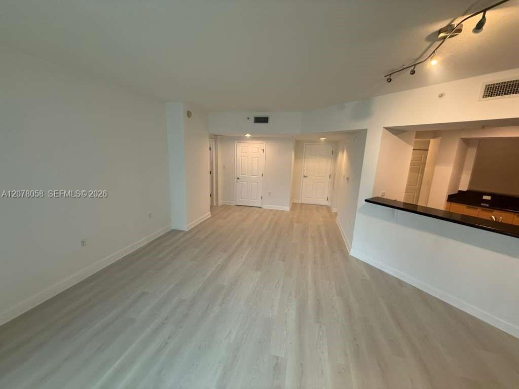 140 S Dixie Highway 816 Property Photo 1