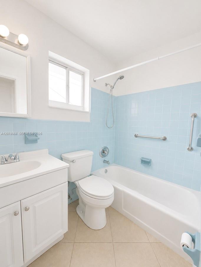 1231 Ne 23rd Avenue 3 Property Photo 7