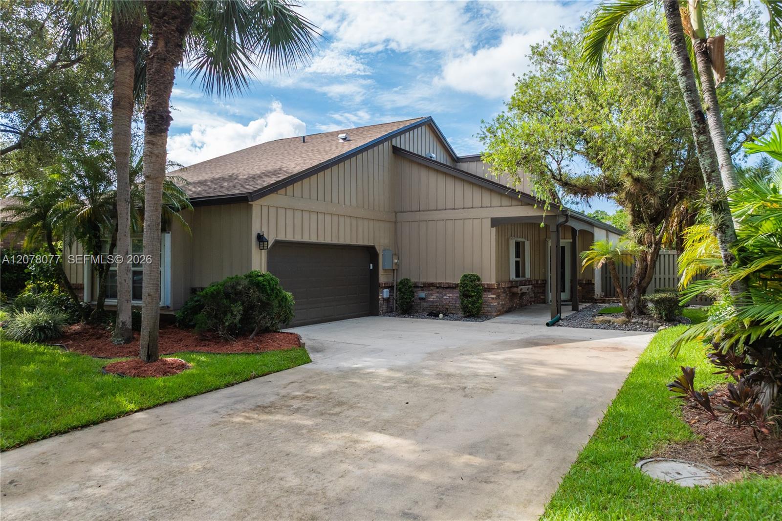 6526 Windsor Drive Property Photo 1