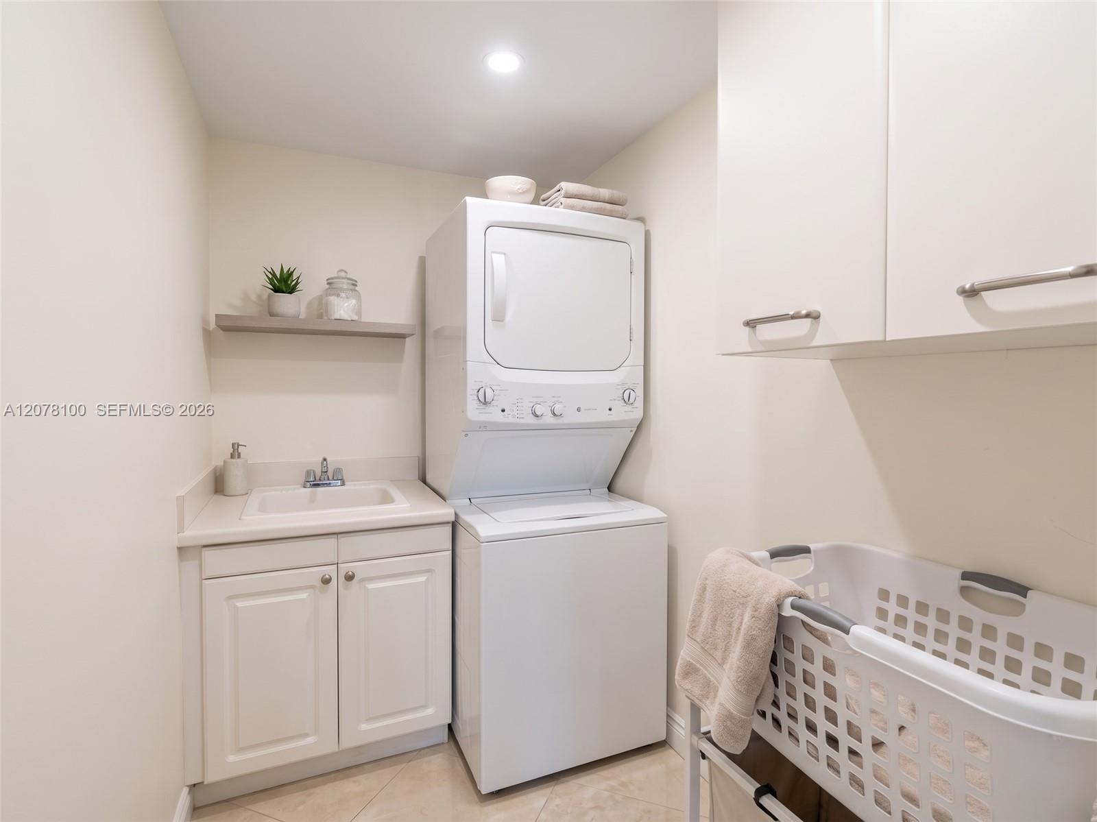 19400 Turnberry Way 312 Property Photo 12