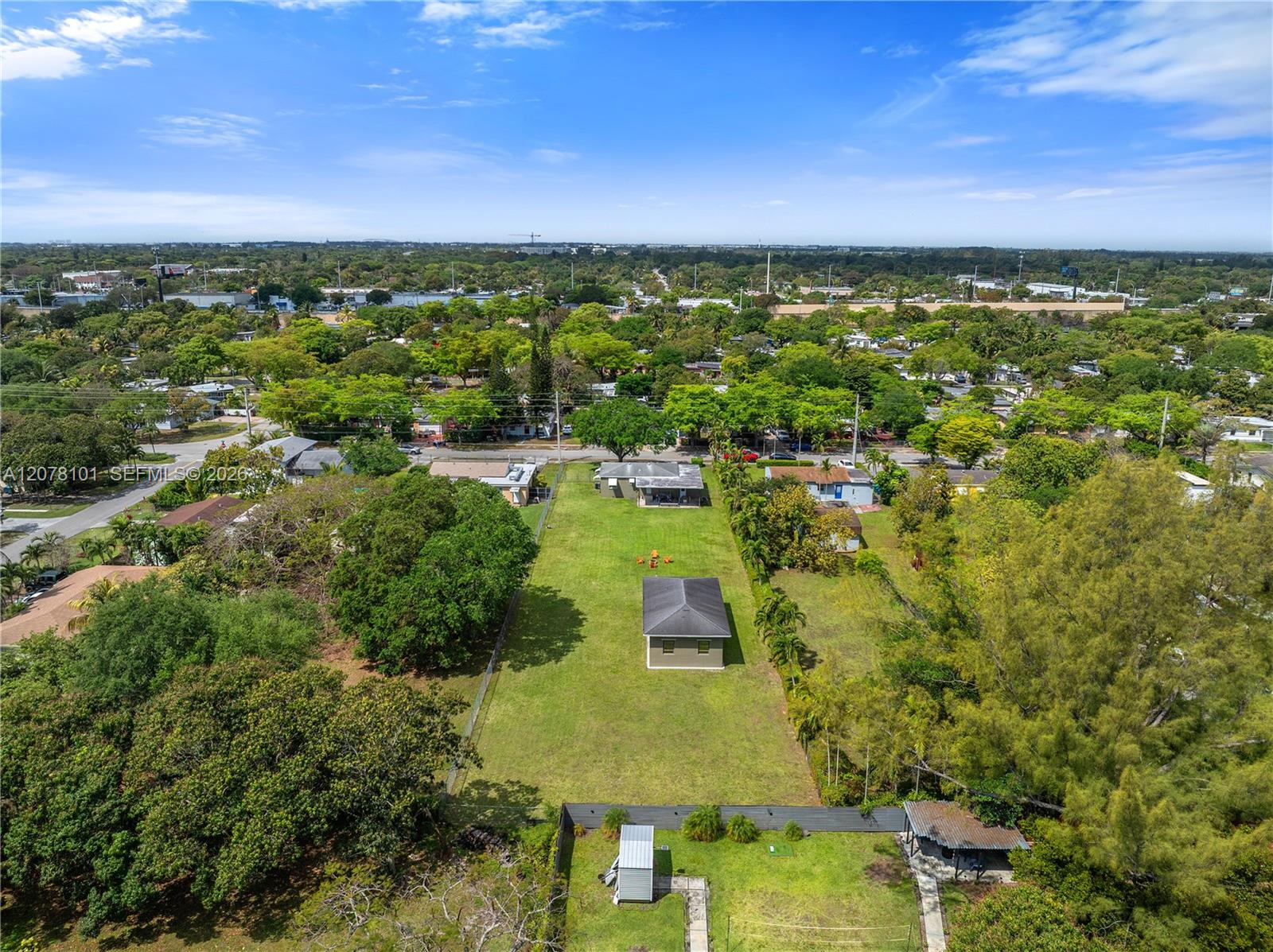 14031 Nw 5th Avenue Property Photo 3