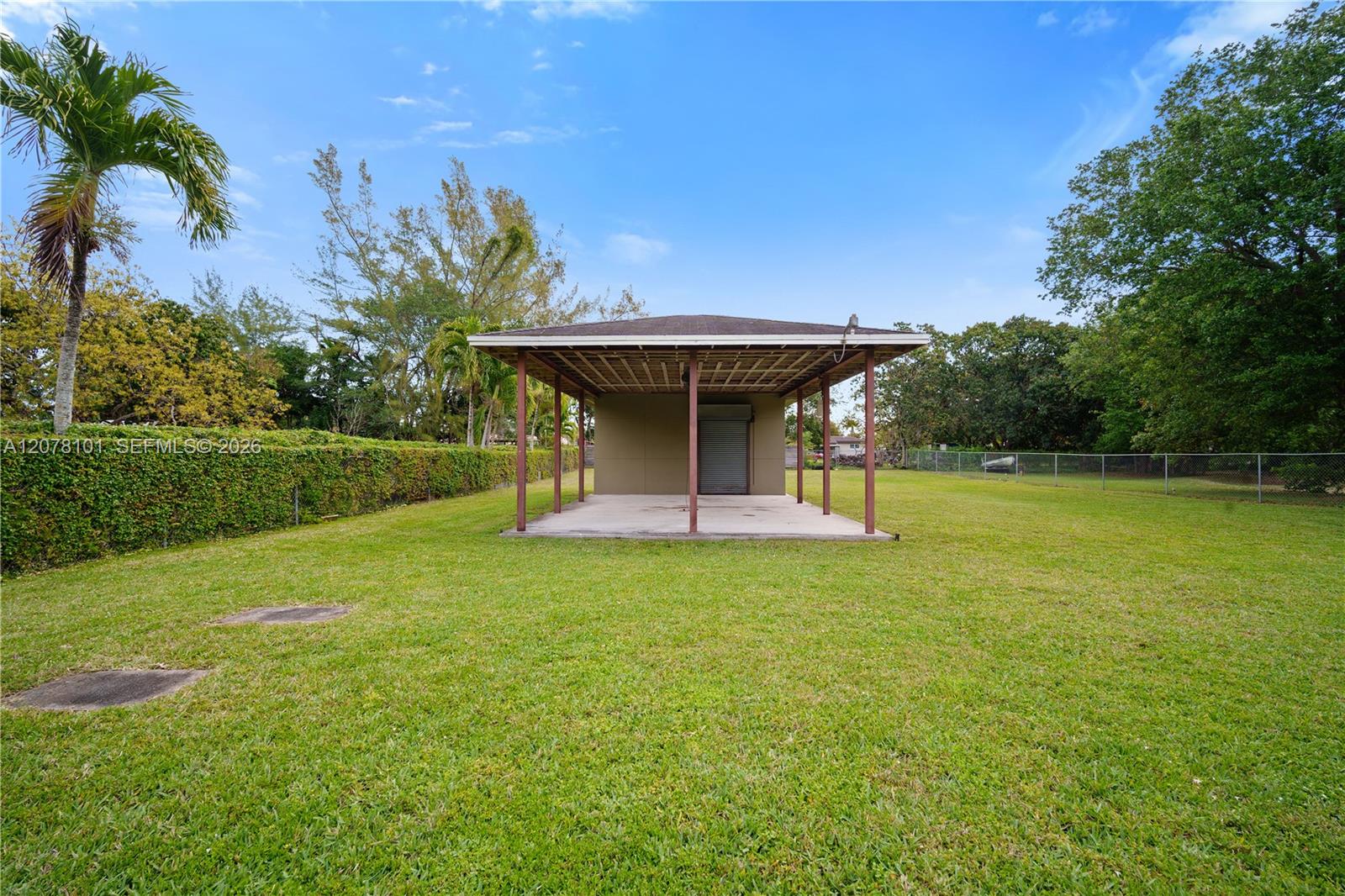 14031 Nw 5th Avenue Property Photo 13