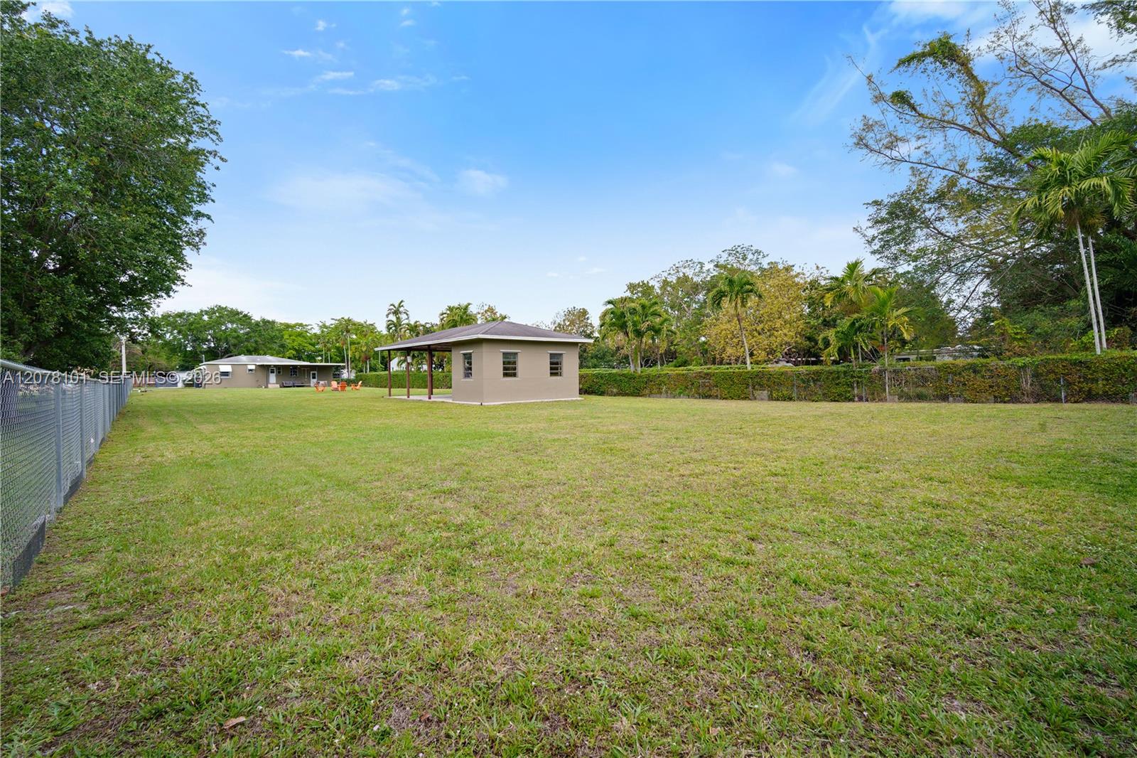 14031 Nw 5th Avenue Property Photo 15