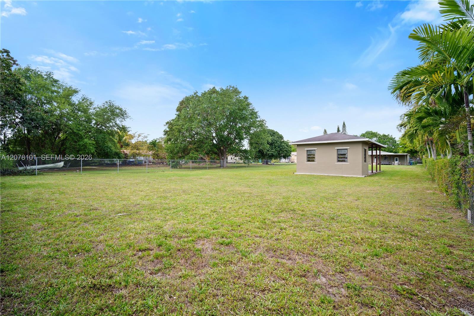 14031 Nw 5th Avenue Property Photo 16