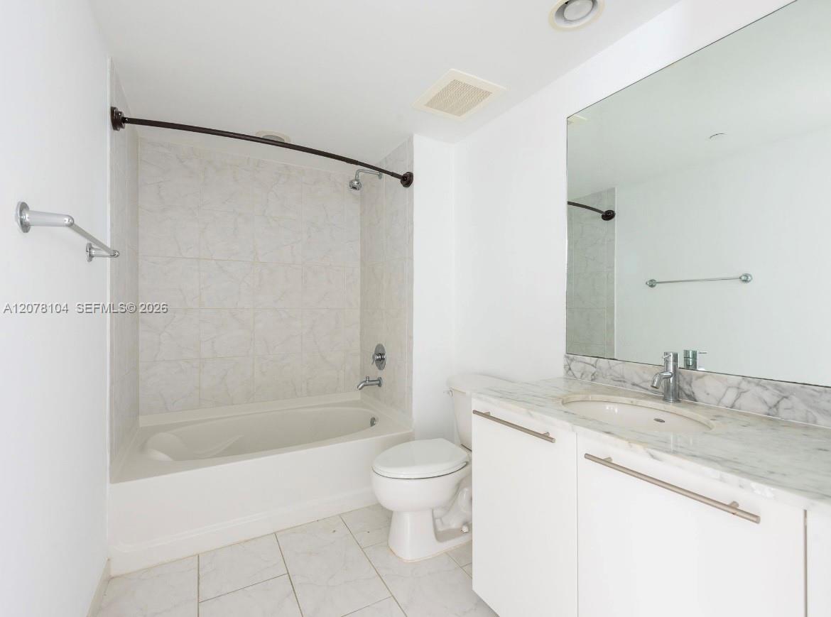 A12078104 Property Photo 7