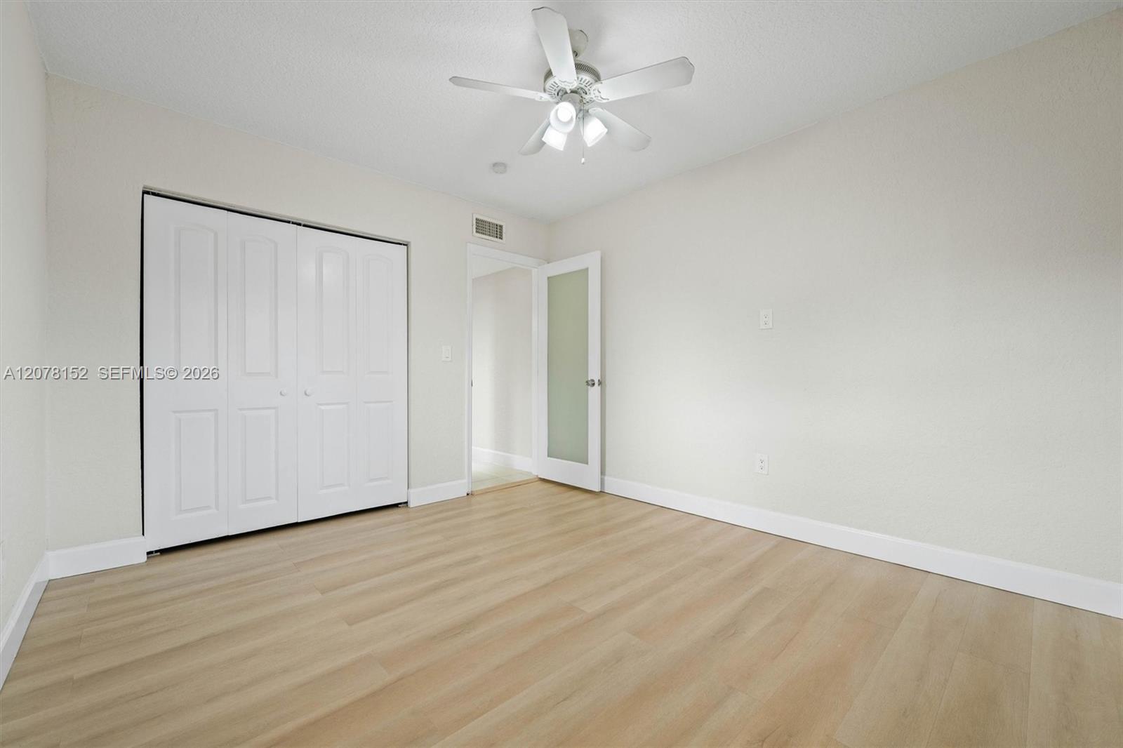 292 E 55th Street Property Photo 13