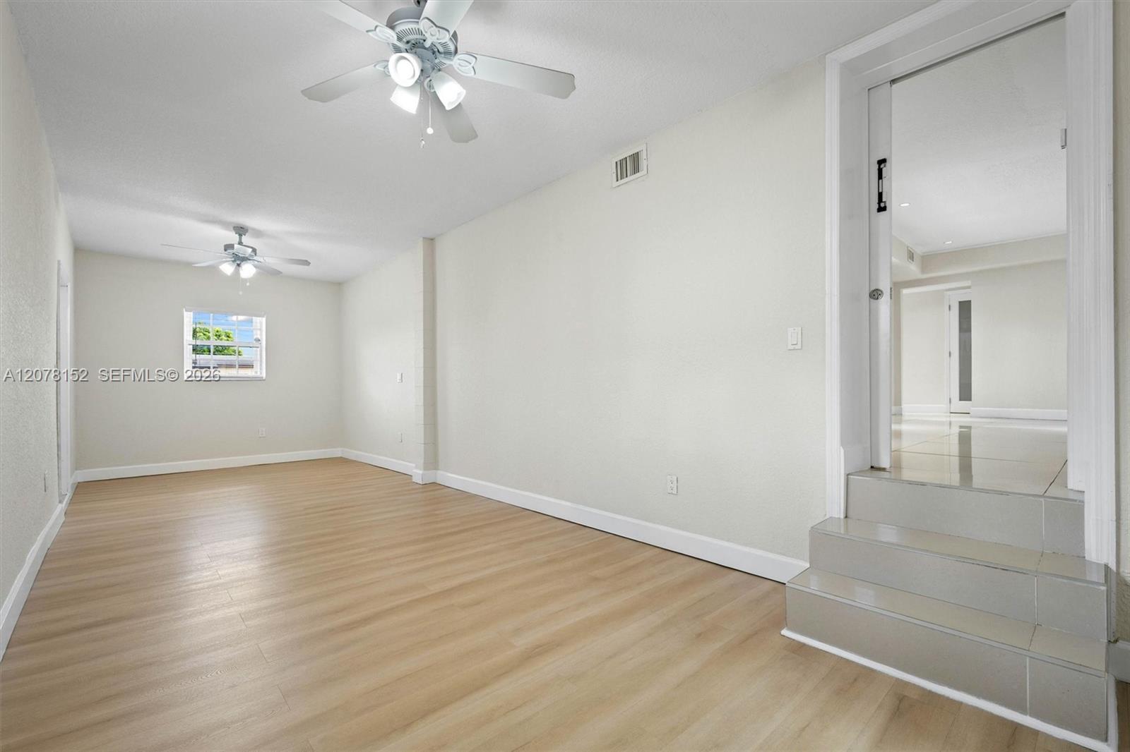 292 E 55th Street Property Photo 21