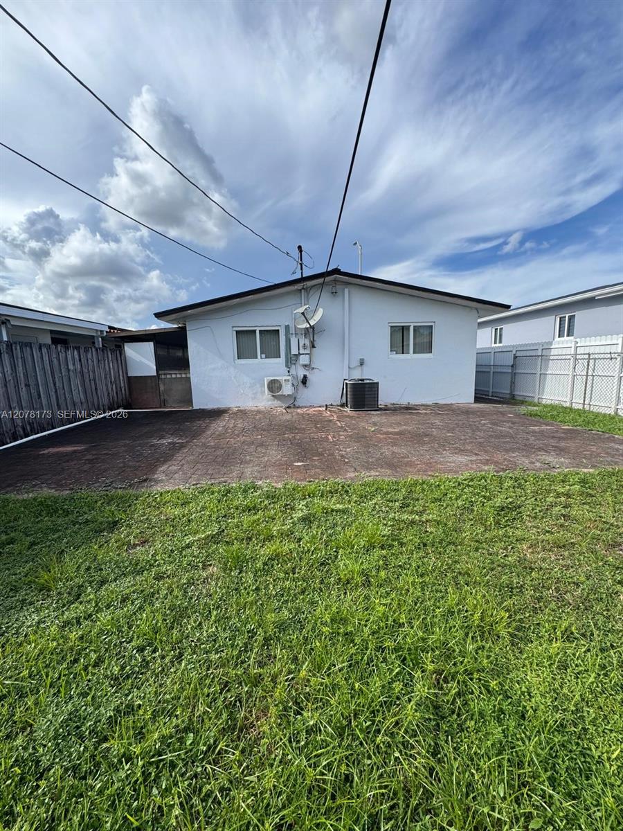 550 E 29th Street Property Photo 1