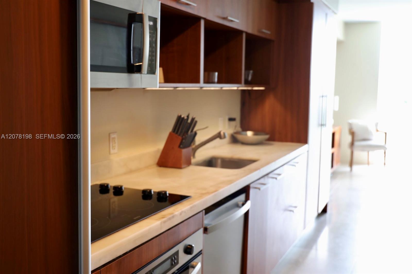 50 Biscayne Boulevard 606 Property Photo 10