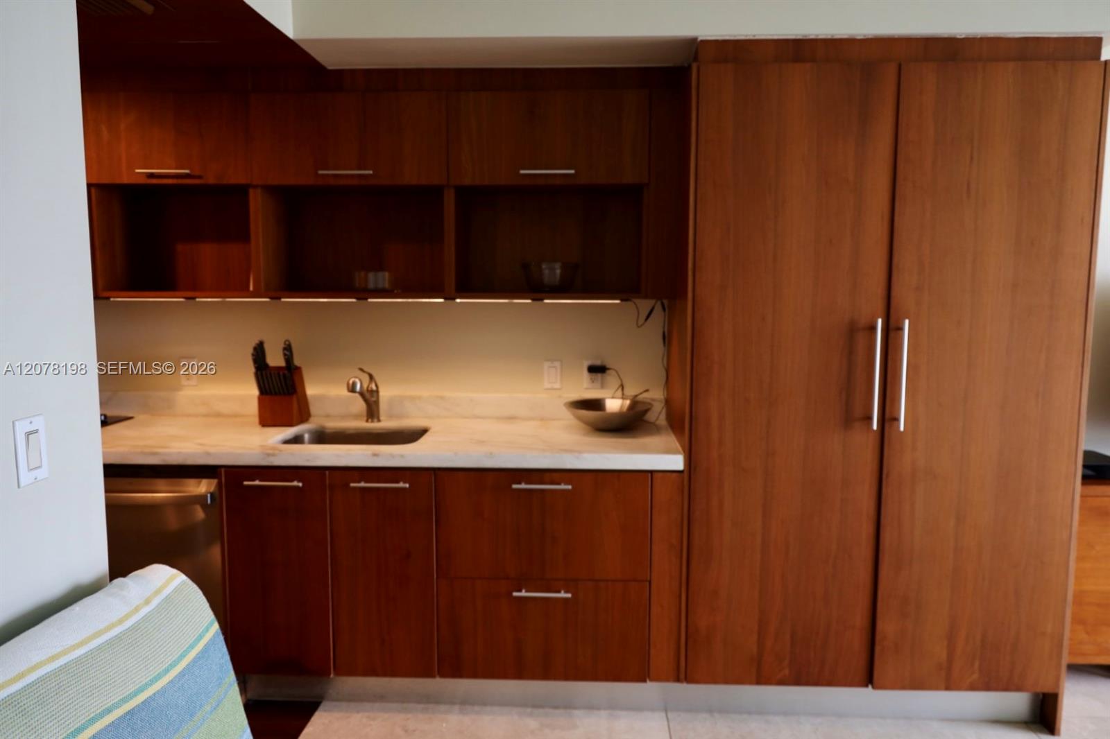 50 Biscayne Boulevard 606 Property Photo 11