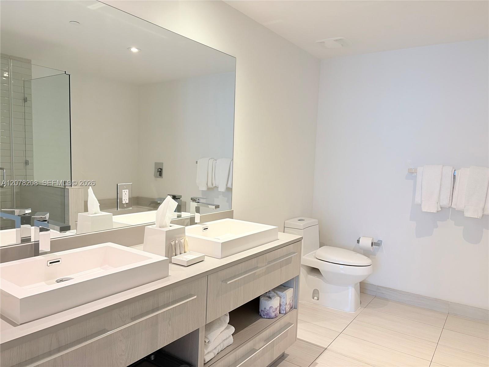 4010 S Ocean Drive R1103 Property Photo 12