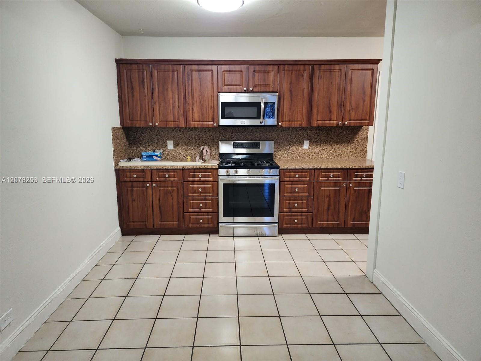 120 Nw 18th Avenue Property Photo 29